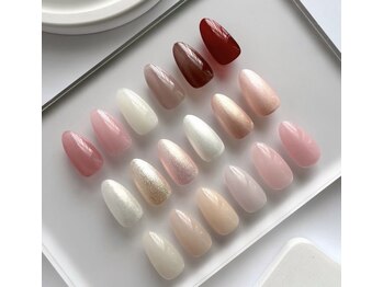 エムクチュールの写真/ネイル初めての方も◎肌魅せワンカラーで美しい手元に☆落ち着いた雰囲気の店内で、丁寧なカウンセリング◎