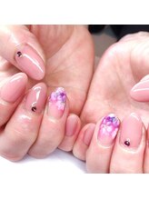 トータルサロン 白べぇーっ プラス/フラワーネイル