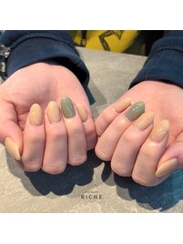 春色マットフレンチネイル