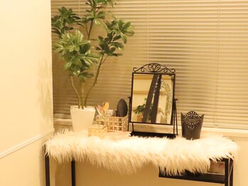 リラ(Lilas)/メイクスペース