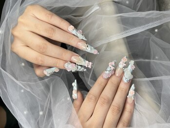 ノイラネイルスタジオ(Noiranail_ studio)の写真/400色以上＆多種類パーツであなただけのオリジナル、「なりたい」を叶えます♪周りと差がつくネイル体験！