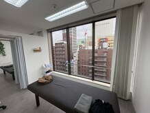 全力ストレッチ 四ツ橋堀江店/綺麗な個室でストレッチ★