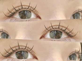 エミーアイラッシュ 大通店(Emii Eyelash)の写真/【仕上がり重視派に/マツエク】圧倒的技術で束感×モチも◎ナチュラルに理想の目元へと仕上げます♪