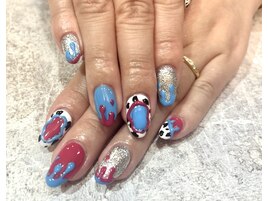 うねうねカラフルネイル