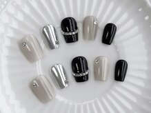 フローラ(FLORA)/秋冬ネイル