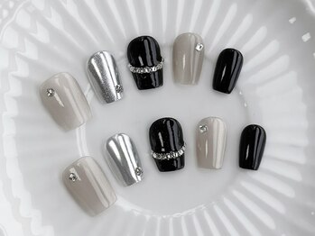 フローラ(FLORA)/秋冬ネイル