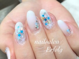 白グラデ×雪の結晶/初回8500円