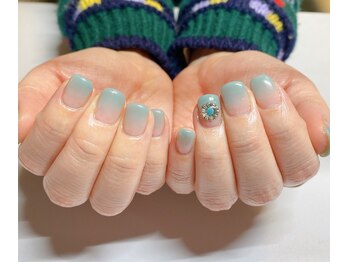 健康美爪 ネイルアンドアイラッシュ/シンプルグラデーション