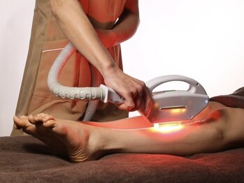 東京ビューティースキンセンター 新宿店/光脱毛で痛み最小限に！