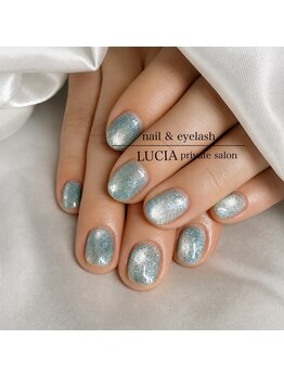 ルシア(LUCIA)/マグネット×大人可愛いネイル