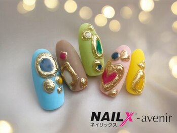 ネイリックス アヴェニール(NAILX avenir)の写真/【デザイン追加！】トレンドを抑えたデザインで華やかな指先に♪繊細な手描きアートで周りと差をつける★