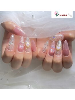 アールネイルズ(R Nails)/お持ち込みデザイン+長さだし