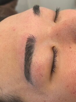 ピノ 西尾店(PINO)の写真/ハッキリとした綺麗な目元を演出!お肌に優しいwaxと眉毛パーマで垢抜けスタイルを手に入れよう☆