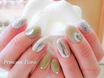 グランチュール(Grantulle)/ミラーネイル