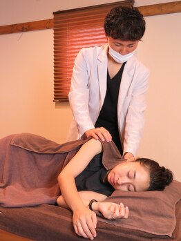 すぎ/肩こり、猫背、頭痛もスッキリ