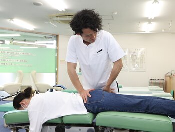 よし鍼灸接骨院 尼崎本院/骨盤矯正・姿勢改善