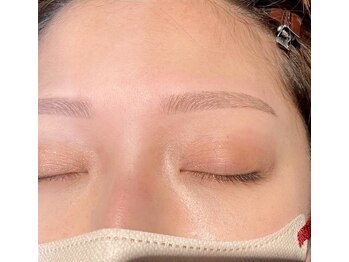 ビューステージ アイブロウサロン 天神/ナチュラルアーチ眉