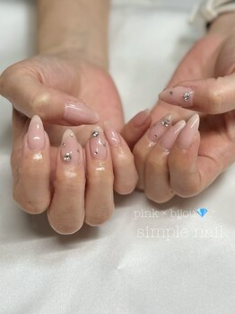 シュシュ(chouchou)/ビジューネイル