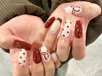 グロウ ネイル(GLOW×NAIL)の写真/大人可愛い/ニュアンス/ワンホンなどトレンドデザインで理想のお手元に♪【平日限定フリーアート5～6本】