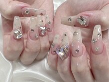 ラビィ(Raviy)/ビジューネイル