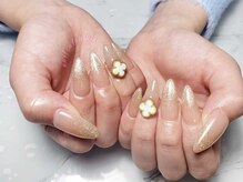 キヒ 巣鴨店(Kihi)/グラデーションネイル+パーツ2個