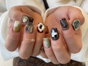 スカイ ネイル アンド アイ(SKY)/個性派ネイル