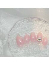 ツメトトノウ/ワンポイントが◎Vカットネイル