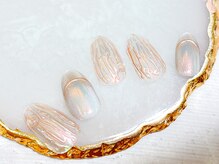 ルアナ(Luana.)/オーロラ×ミラーデザインネイル