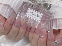 ミス シャーリー(Miss Shirley)/【チーク×ピンク】