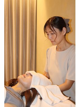 スロウド(Slowed)/人気オプションのヘッドスパ