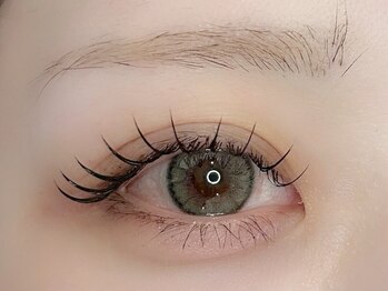 ピョル(byeol)の写真/ナチュラル～トレンドまで、目元に馴染むデザインを幅広くご提案♪印象を変えるデザイン力が人気の秘密☆