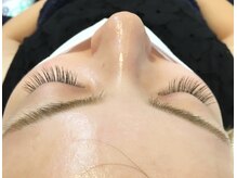 ラジュール(La jour)/ボリュームのあるまつ毛に◎