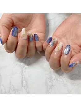 ブラン(blanc)/ブルーマグネットネイル
