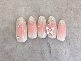 キラキラチークネイル
