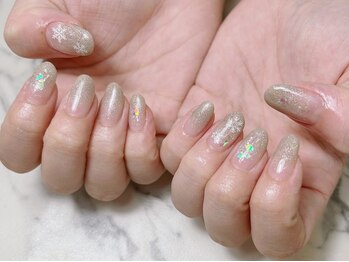 ネイル ファンシーファング(nail_fancy_fang)/定額デザイン　雪の結晶ネイル