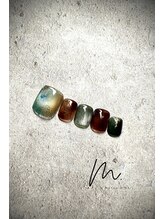 モツヲネイル(motsu.O! NAIL)/縦グラデ×モダンフットデザイン