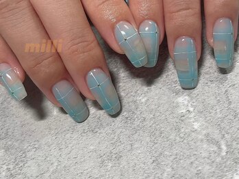 ミリネイルズ(milli nails)/シアーチェック柄ネイル