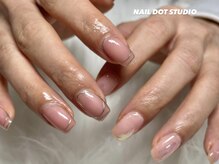 ネイルドットスタジオ 堺筋本町(NAIL DOT STUDIO)/上品ネイル