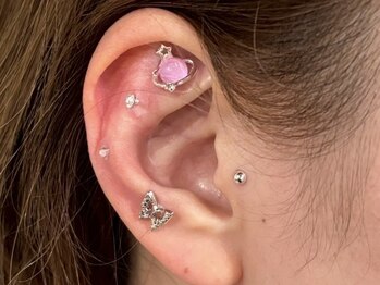 クラウン 心斎橋店(CROWN)/耳つぼジュエリー/耳つぼ