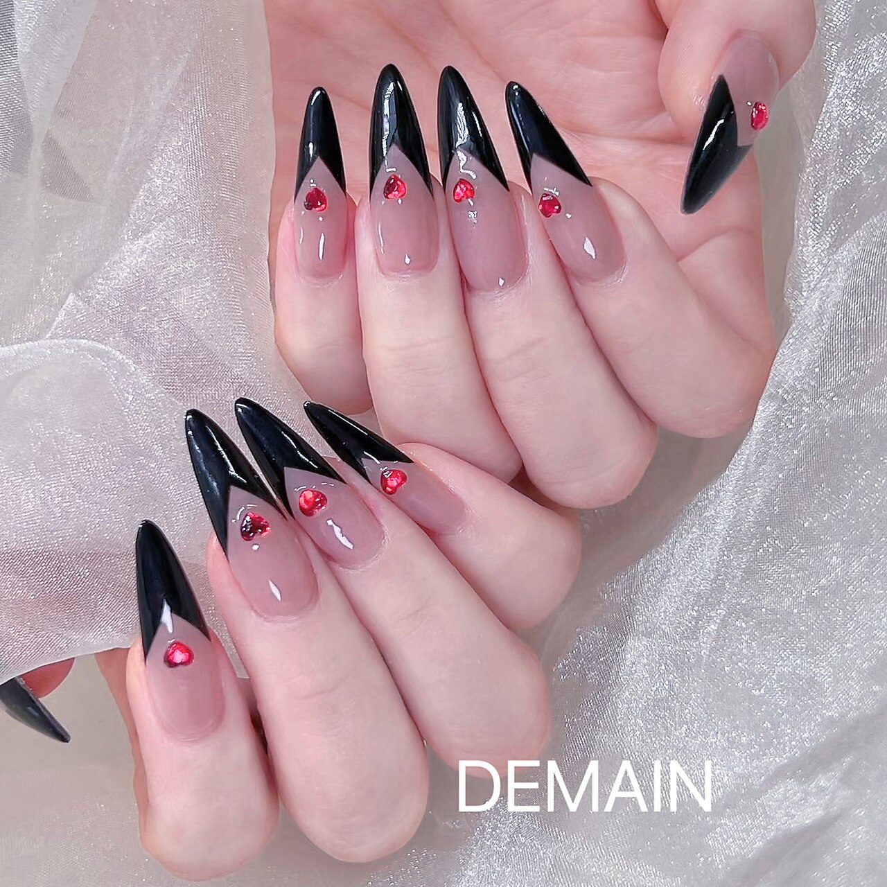 2025年-2026年冬トレンド】チップのネイルデザイン集｜人気順｜41