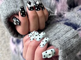 冬も可愛いドットリボン