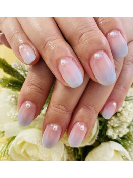 ニーナ(nina)/自爪育成しながらジェルネイル