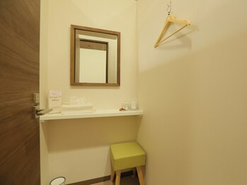 ボディライト 梅田店/【更衣室】