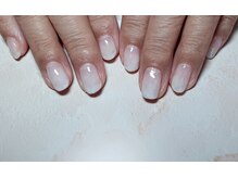 イーズ(ease)/ホワイトグラデーション