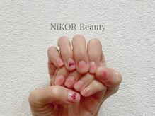 ニコルビューティー 高槻 南平台店(NiKOR beauty)/シンプルアート／5,000円～