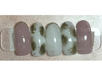 ネイルアンドビューティーサロン シュエット(CHOUETTE)/9-10月限定デザイン