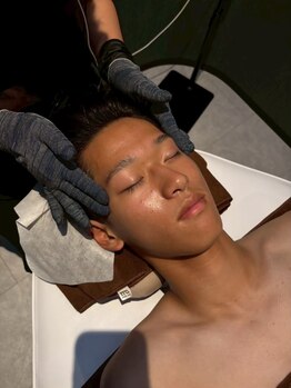 ディベス 仙台卸町本店(DIVES)/こめかみ