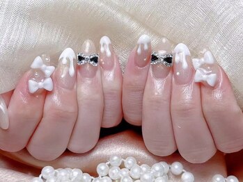 シーアンドビーネイル(C&B Nail)/チップ持ち込みデザイン