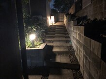 トータルビューティーサロン スロープ(SLOPE)/駐車場からお店まで