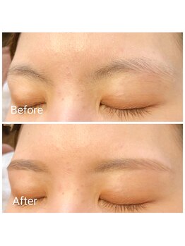 ビビデバビデ(Vivide Vavide)/【眉】アーチ眉→平行眉に